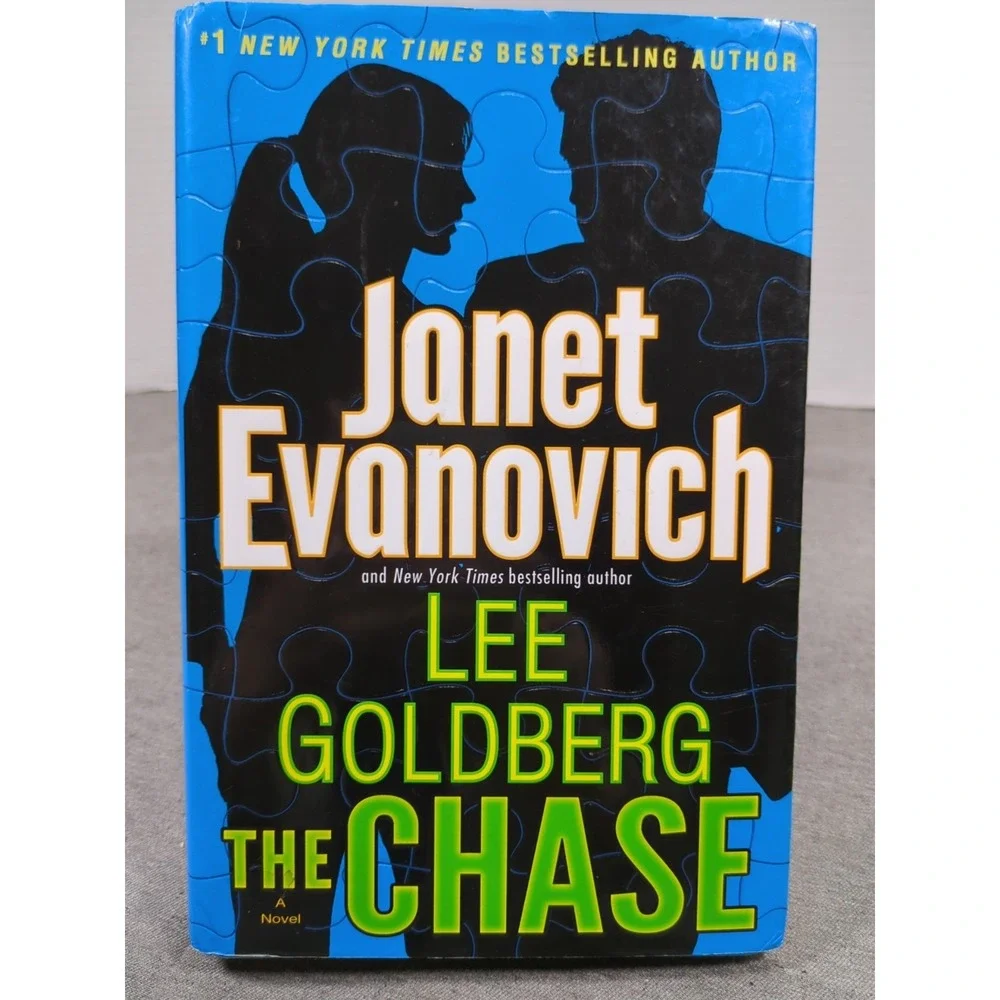 Lot of 2 The Heist The Chase Fox and O'Hare 1 & 2 Janet Evanovich 1st Edition HC